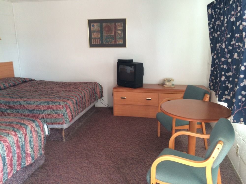 Desert Skies Motel 갤럽 외부 사진